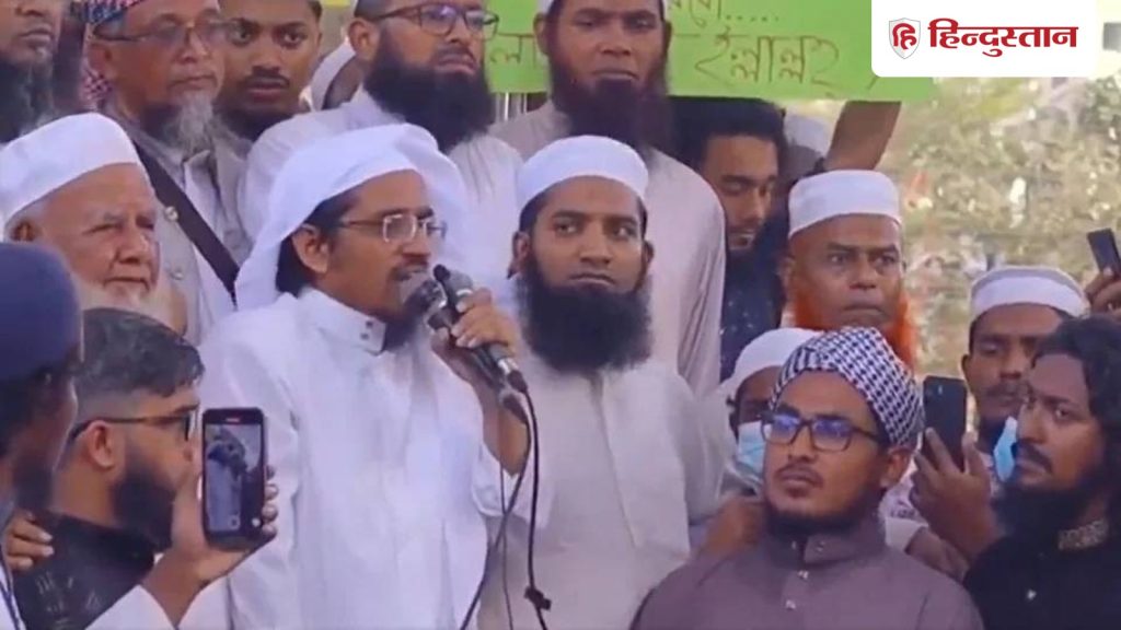 किसकी कंट्रोल में बांग्लादेश? आतंकी हारून इजहार बोल रहा- मंदिरों और हिंदुओं की करेंगे...
