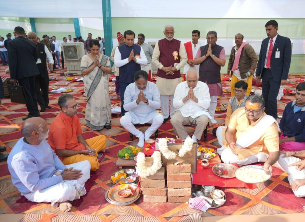 ઊંઝા ખાતે મેનાબા રોટરી મલ્ટી સ્પેશિયાલિટી હોસ્પિટલનું ખાત મુહૂર્ત ઊંઝા ખાતે મેનાબા રોટરી મલ્ટી સ્પેશિયાલિટી હોસ્પિટલનું ખાત મુહૂર્ત