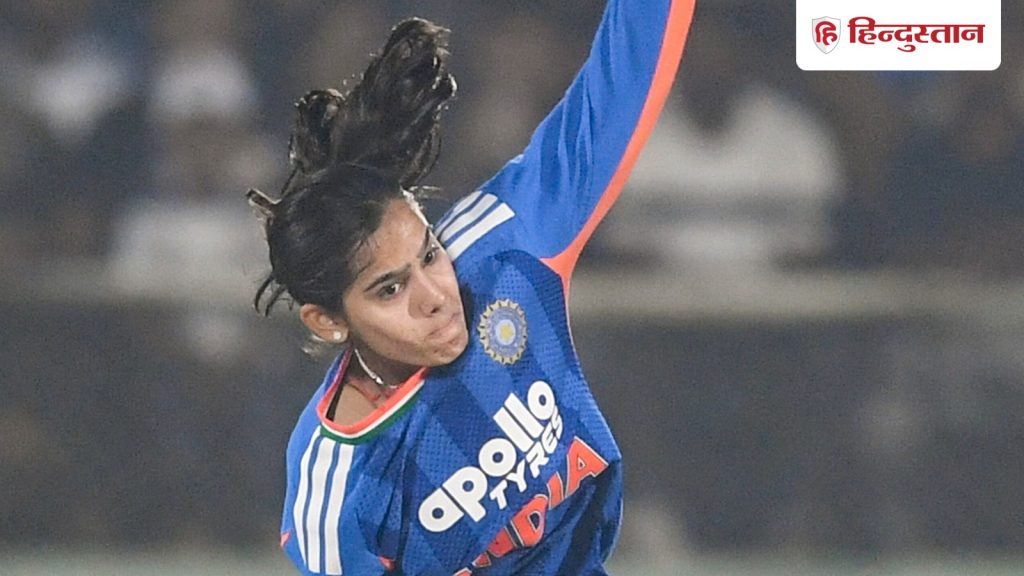 T20I डेब्यू में विकेट नहीं मिलने से क्या निराश हैं वैष्णवी शर्मा? बताया कब हुई थीं...