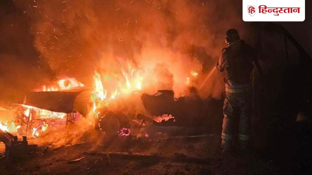 ट्रंप-जेलेंस्की की 'शांति मीटिंग', उधर रूस ने रातभर यूक्रेन को धुआं-धुआं कर...