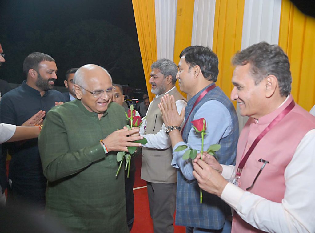 રાજ્ય પર આવેલી કુદરતી આફત સમયે પાટીદાર સમાજ રાહત કામગીરીમાં અગ્રેસર...