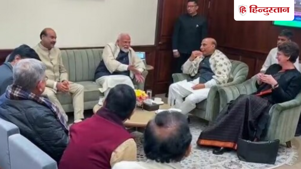 छोटा सत्र गले के लिए अच्छा, सपा सांसद के सवाल पर पीएम मोदी ने ली ऐसी चुटकी; लगे जोरदार...