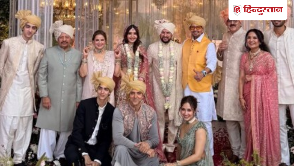 ऋतिक रोशन के दोनों बेटों को पहचानना मुश्किल, भाई की शादी में एक्टर ने किया बाराती...