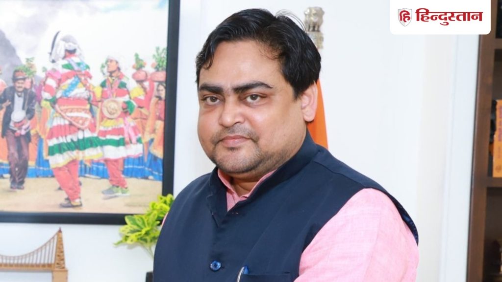 एसआईआर पर केंद्रीय राज्य मंत्री शांतनु ठाकुर के बयान से बंगाल के मतुआ समुदाय में बेचैनी, मंत्री ने क्या...