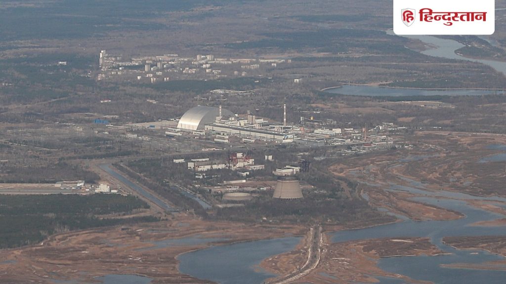 તો પછી મૃત્યુ હવામાં ફેલાશે? યુક્રેન યુદ્ધથી ચેર્નોબિલ પરમાણુ પ્લાન્ટની રક્ષણાત્મક દિવાલ… फिर हवा में फैल जाएगी मौत? यूक्रेन युद्ध से चेरनोबिल परमाणु संयंत्र की सुरक्षा दीवार...