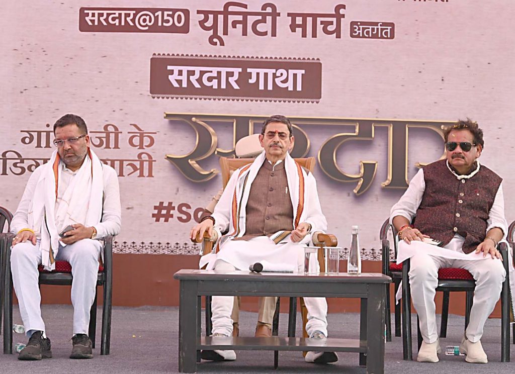 જ્ઞાતિ, વર્ગ, ક્ષેત્ર કે ધર્મ પોતાના પૂર્વજોનું સન્માન નથી  કરતો, તે...