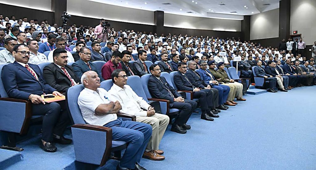 ACBમાં ઉત્તમ કામગીરી કરનારા અધિકારીઓનું અને ભ્રષ્ટાચારીઓ સામે ફરિયાદ… ACBમાં ઉત્તમ કામગીરી કરનારા અધિકારીઓનું અને ભ્રષ્ટાચારીઓ સામે ફરિયાદ...