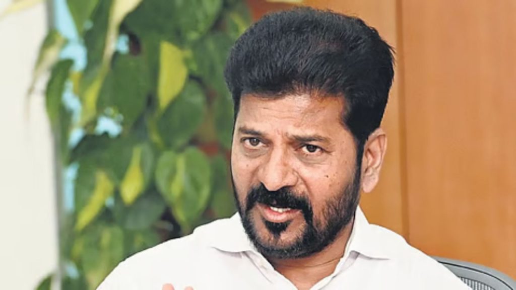 'शराब पीने वालों के अलग भगवान, हर किसी के लिए..', CM रेवंत रेड्डी की हिंदू देवी-देवताओं पर विवादित टिप्पणी से आया सियासी भूचाल | Chief Minister Revanth Reddy made a controversial remark about...