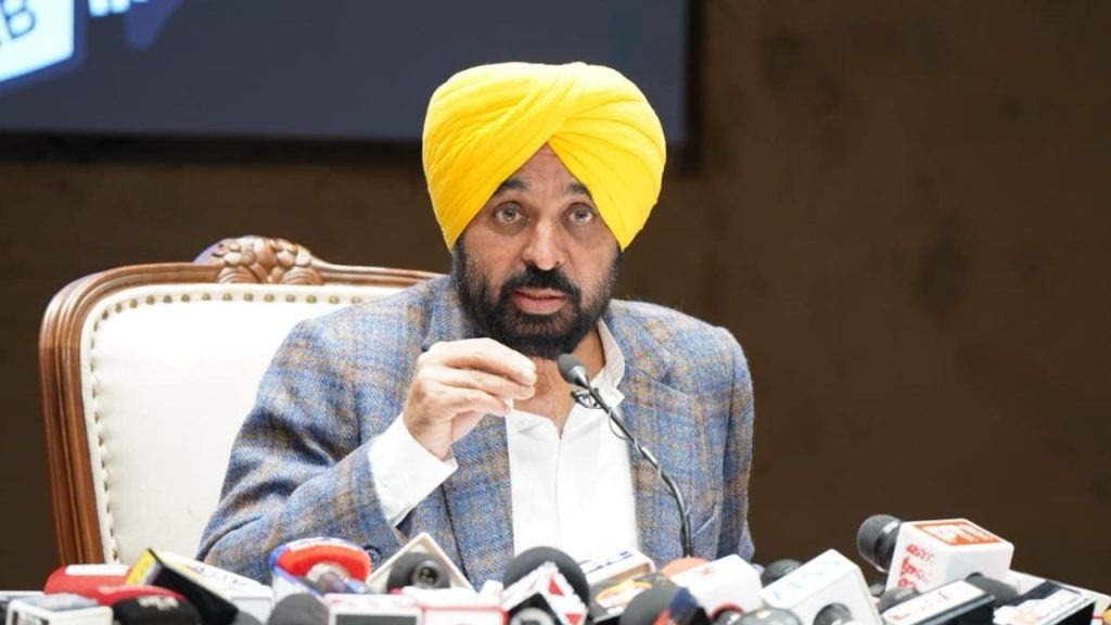 पंजाब के मुख्यमंत्री भगवंत मान का जापान दौरा: निवेश आकर्षित करने की अनूठी रणनीति, 25 बड़ी कंपनियों से करेंगे मुलाकात | CM Bhagwant Mann Japan visit Unique strategy to attract investment will meet...