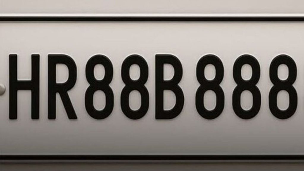 फंस गया वीआईपी नंबर प्लेट HR88B8888 के लिए 1.17 करोड़ की बोली लगाने वाला सुधीर, हरियाणा सरकार कराएगी संपत्ति की जांच | Costliest number plate row HR88B8888 bidder property to investigate by...