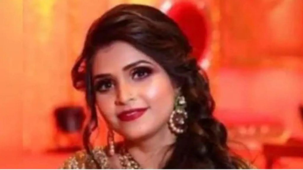 कमला पसंद घराने की बहू खुदकुशी मामले में पति-सास के खिलाफ मामला दर्ज, मां और भाई ने लगाए ये गंभीर आरोप | In the Deepti Chaurasia case, a case has been filed against her husband and mother-in-law...