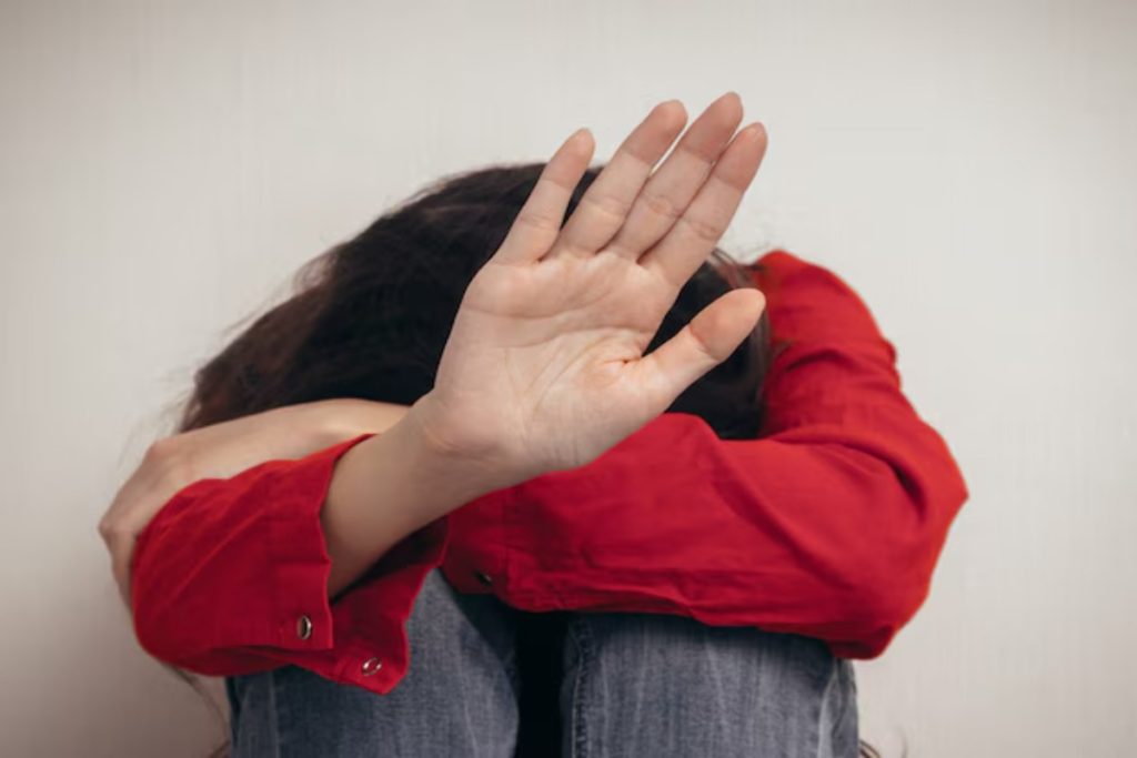 ગરુડ પુરાણની ચેતવણીઃ જેઓ પોતાની પત્નીને હેરાન કરે છે તેમને સૌથી સખત સજા મળે છે. Post