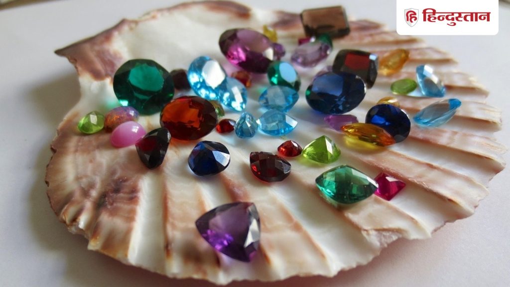 રત્નશાસ્ત્ર: ઓનીક્સ રત્ન કોણે પહેરવું જોઈએ? નિયમો જાણો અને… रत्न शास्त्र: गोमेद रत्न किन लोगों को धारण करना चाहिए? जानिए नियम और...