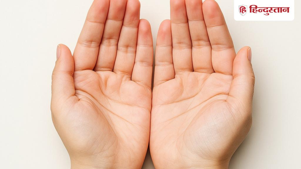 हस्तरेखा में छिपे हैं भाग्य के संकेत, हाथ की इन रेखाओं से मिलते हैं धन लाभ के साफ...