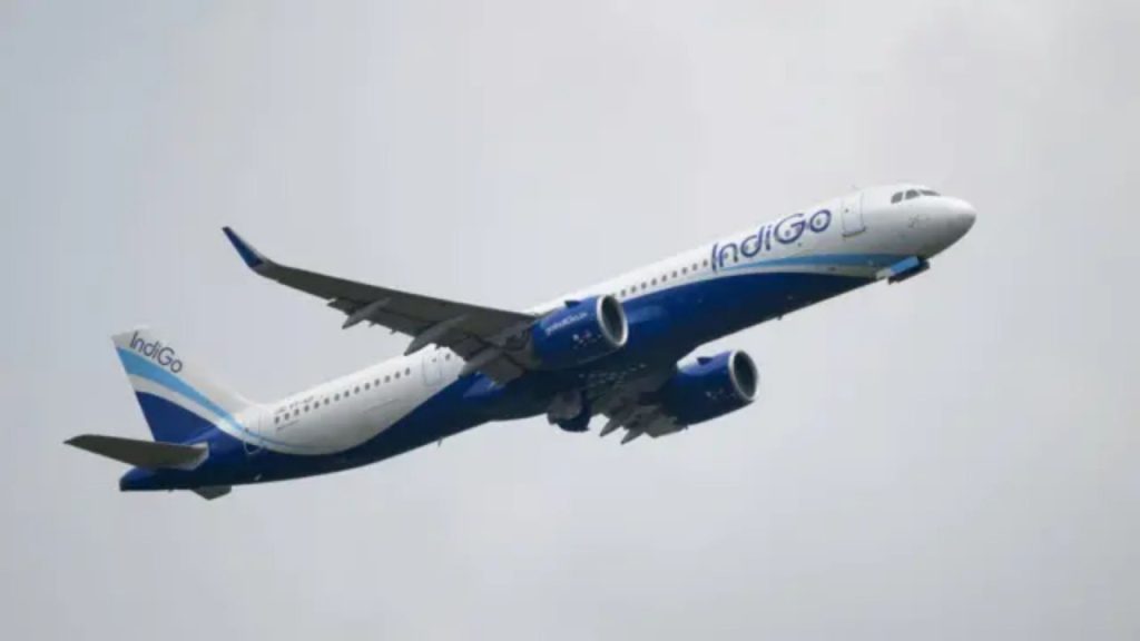 सरकार के सख्त एक्शन के बाद झुकी इंडिगो, यात्रियों का 610 करोड़ रिफंड और 3000 बैग लौटाए | IndiGo Processes Refunds Worth Over ₹610...
