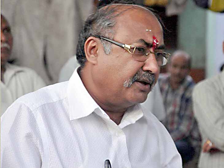 અબડાસા BJPના પૂર્વ ધારાસભ્ય હત્યા કેસમાં શાર્પ શૂટરની પૂણેની જેલમાં હત્યા અબડાસા BJPના પૂર્વ ધારાસભ્ય હત્યા કેસમાં શાર્પ શૂટરની પૂણેની જેલમાં હત્યા