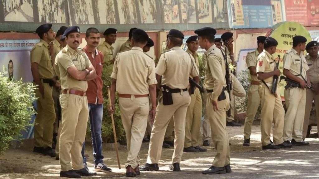 नए साल के जश्न पर बिल्कुल भी न करें गलती, झारखंड पुलिस ने सबक सिखाने का बनाया तगड़ा प्लान | new year 2026 ranchi guidelines police on alert mode security guidelines driving...