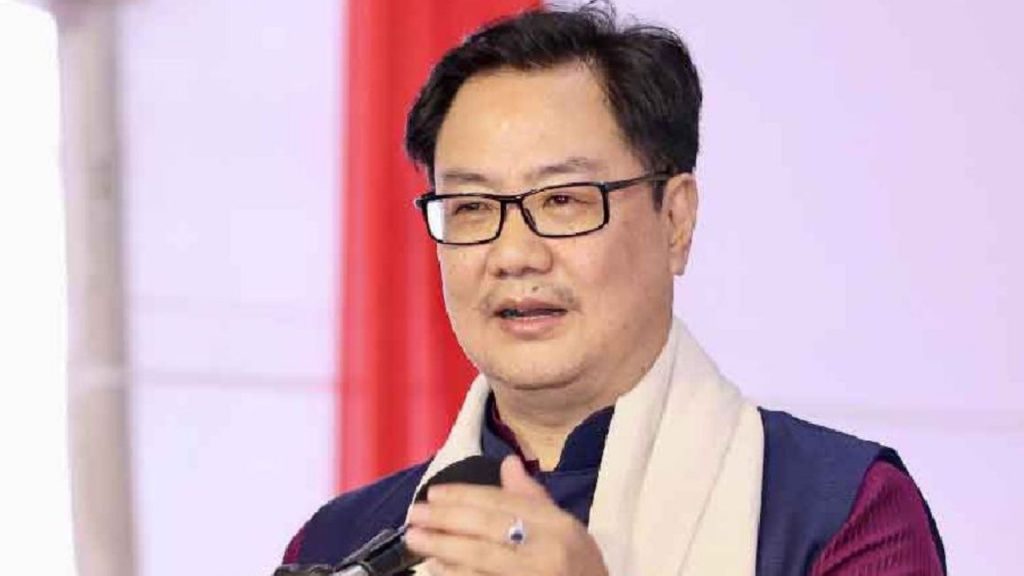 केंद्र सरकार SIR पर चर्चा को तैयार लेकिन टाइमलाइन पर विपक्ष ना दे जोर, संसदीय कार्यमंत्री किरेन रिजिजू ने संसद में गतिरोध पर दिया बयान | Kiren Rijiju&rsquo;s statement regarding the debate on SIR in the...