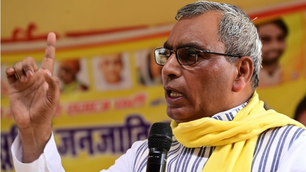 दिल्ली में उन्नाव रेप पीड़िता को प्रदर्शन से रोका गया तो ओपी राजभर ने मजाक उड़ाया