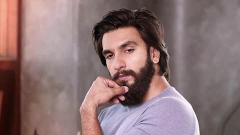 'ધુરંધર'ના નવા ગીત 'ઈઝ-ઈઝ'માં જોવા મળ્યો રણવીર સિંહનો સ્વેગ, દિલજીત સિંહનો અવાજ છવાયેલો