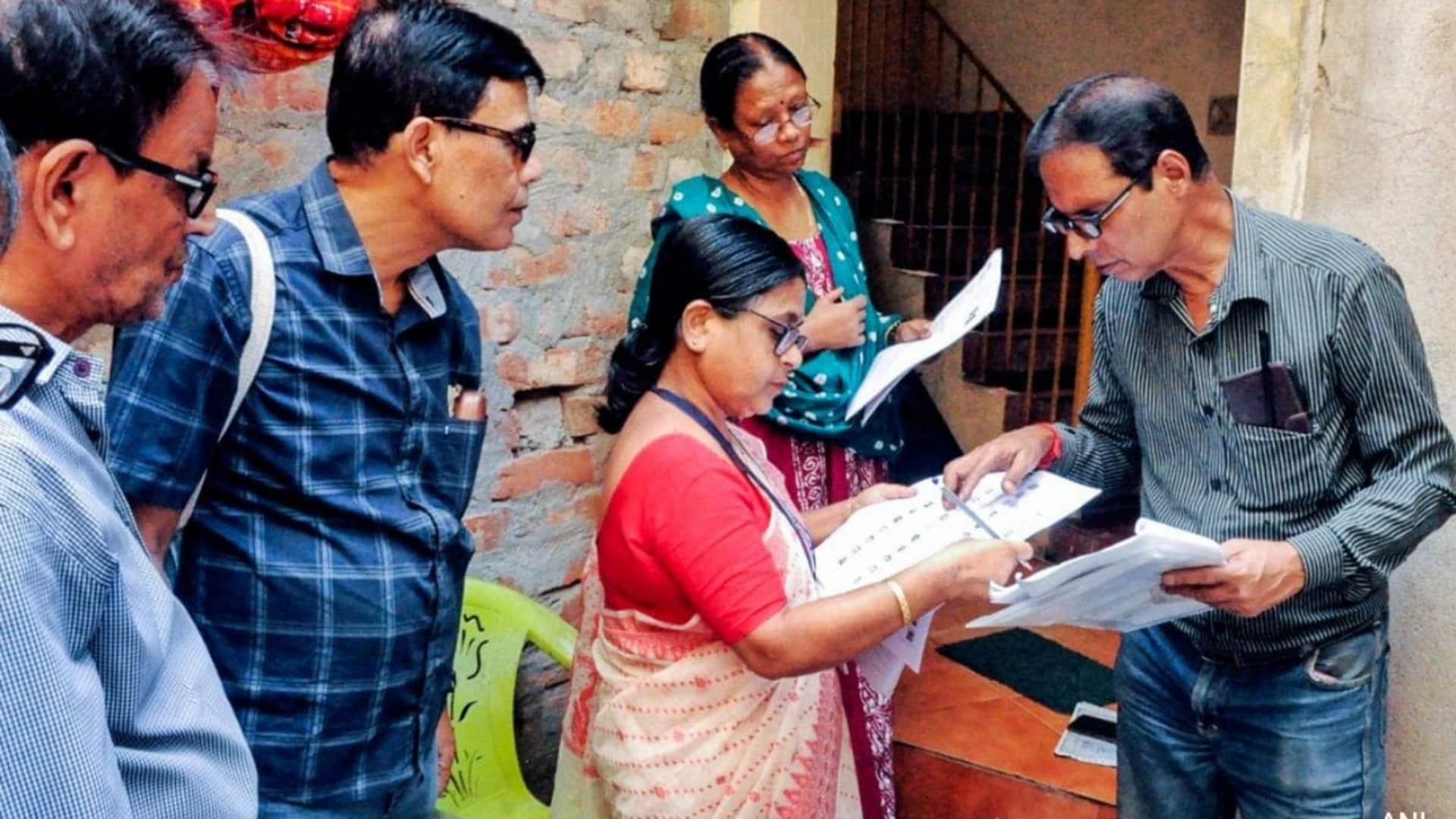 પશ્ચિમ બંગાળ: SIRમાંથી 57 લાખ નામ ડિલીટ, શું છે મમતા બેનર્જીની સીટ પરનો આંકડો? પશ્ચિમ બંગાળ: SIRમાંથી 57 લાખ નામ ડિલીટ, શું છે મમતા બેનર્જીની સીટ પરનો આંકડો?