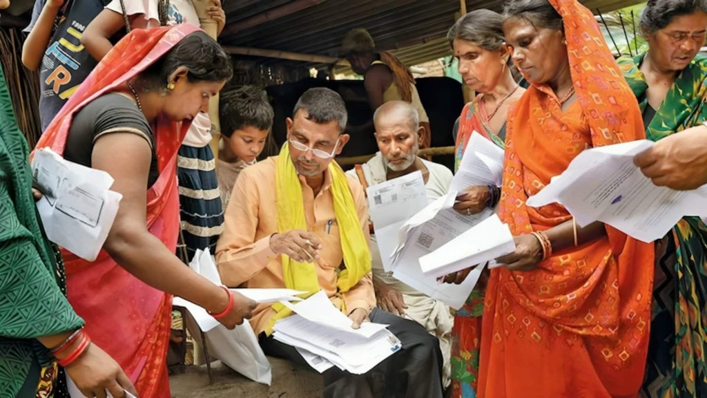 चुनाव आयोग ने 6 राज्यों में SIR की समयसीमा बढ़ाई, बंगाल को रियायत नहीं