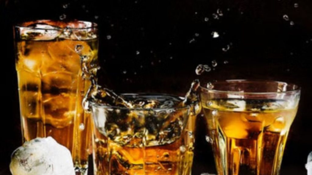 इस राज्य में शराब की कीमतों में होगी बंपर बढ़ोतरी, जानें सरकार ने क्यों लिया इतना कड़ा फैसला? | Liquor prices have increased in...
