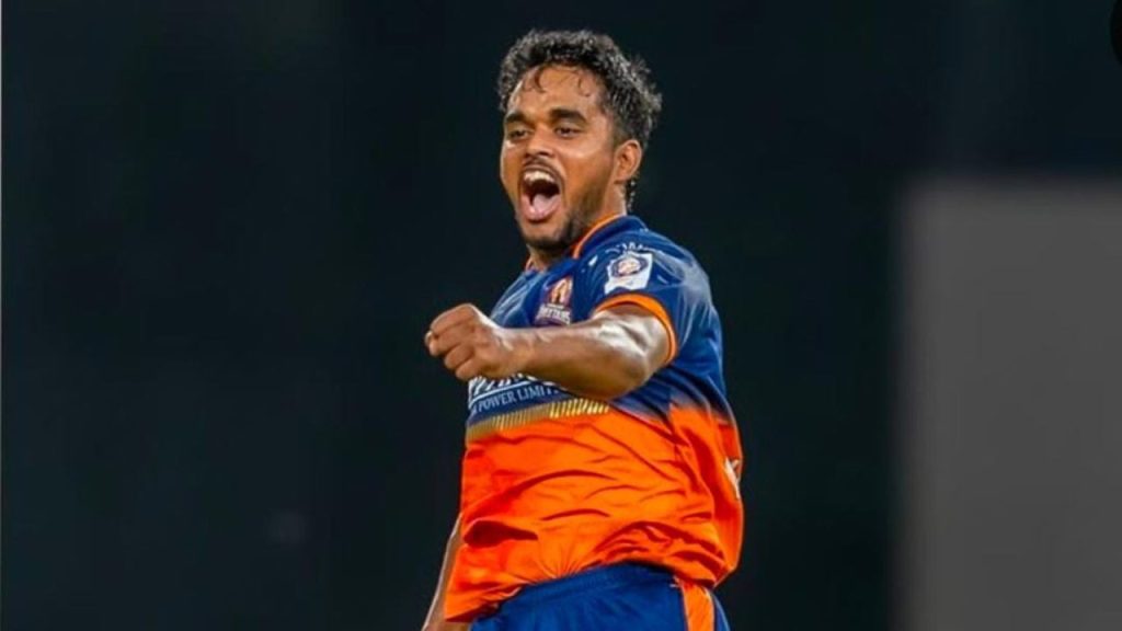 IPL ऑक्शन में छाया मध्य प्रदेश, 12 खिलाड़ियों की लगी लॉटरी, ट्रक ड्राइवर के बेटे पर विराट की टीम ने लगाए करोड़ों | IPL auction 2026 Virat Kohli's RCB spent 5 crores rupees on truck driver...