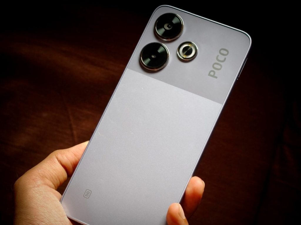 16GB रैम और 108MP कैमरा, मात्र ₹9299 में मिल रहा धाकड़ 5G फोन, Amazon पर मची...