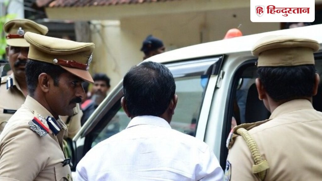 20 साल का लड़का 85 वर्षीय महिला को सुनसान जगह ले गया, रेप के बाद मारपीट...