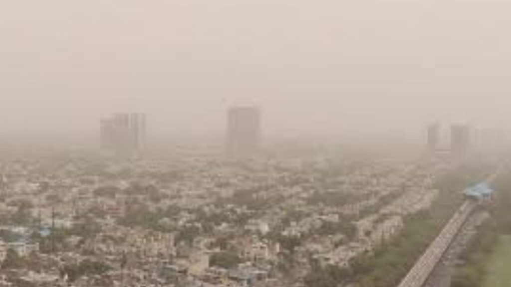 नवंबर में दिल्ली नहीं, गाजियाबाद बना देश का सबसे प्रदूषित शहर, हवा की गुणवत्ता पर सामने आए चौंकाने वाले...