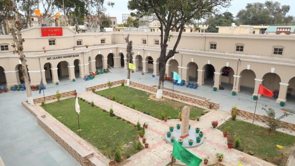 फगवाड़ा को मिला वर्ल्ड-क्लास स्कूल ऑफ एमिनेंस, मान सरकार ने शिक्षा सुधार का वादा किया...