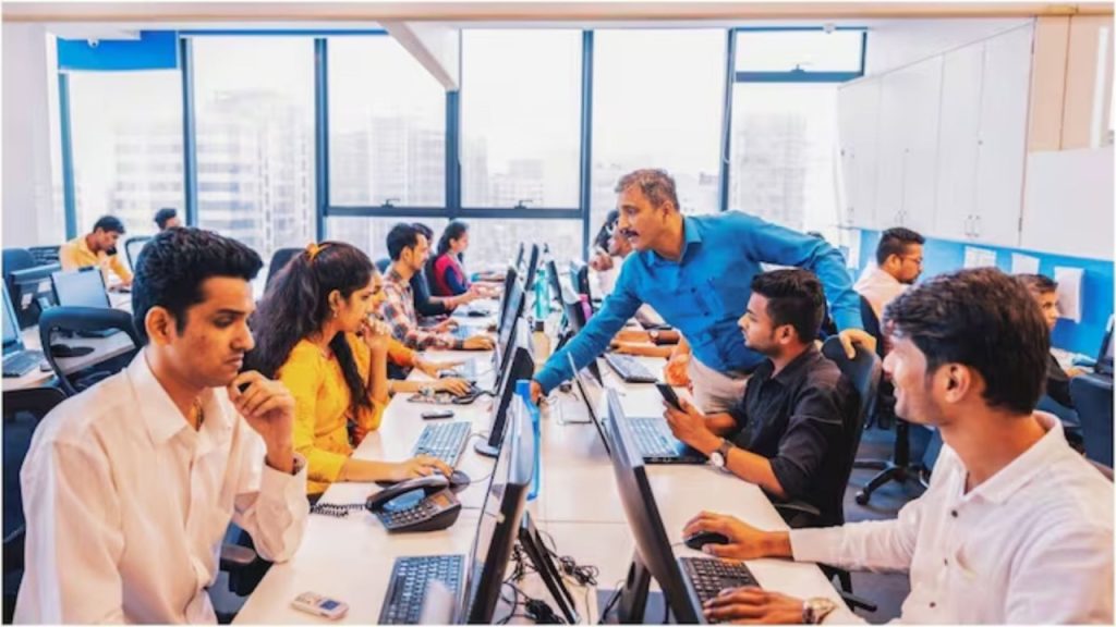 ऑफिस के बाद बॉस का फोन उठाने की जरूरत नहीं, लोकसभा में पेश हुआ महत्वपूर्ण बिल | Right to Disconnect Bill gains attention in Winter...