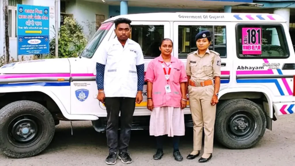 મહિલાઓ માટે ૧૮૧ અભયમ‘ રક્ષક બનીઃ ૨૦૨૫માં ૧.૮૩ લાખ કોલ્સ મળ્યા મહિલાઓ માટે ૧૮૧ અભયમ‘ રક્ષક બનીઃ ૨૦૨૫માં ૧.૮૩ લાખ કોલ્સ મળ્યા