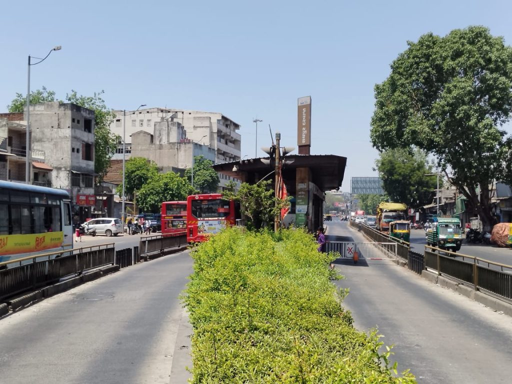 અમદાવાદમાં આસ્ટોડિયા નજીક બીઆરટીએસ કોરિડોરમાં ગમખ્વાર અકસ્માત થયો