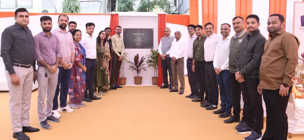 મેમનગર સરકારી ચાવડીનું ડેપ્યુટી મેયર જતીનભાઈ પટેલના હસ્તે ખાતમુહૂર્ત… મેમનગર સરકારી ચાવડીનું ડેપ્યુટી મેયર જતીનભાઈ પટેલના હસ્તે ખાતમુહૂર્ત...