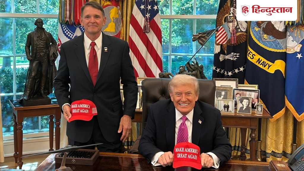 वेनेजुएला में ट्रंप का बड़ा खेला! क्या मादुरो को हटाने के लिए उनके करीबी से हुई थी...