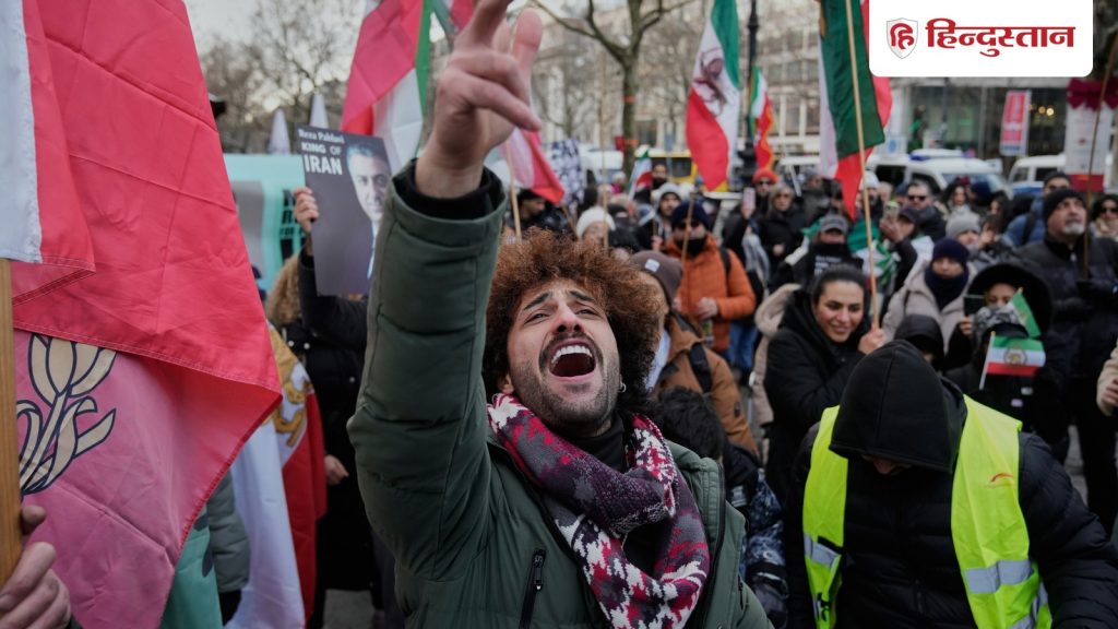 ईरान के प्रदर्शन में मारे गए 116 जवान, सड़क पर उतरे लोगों को आतंकवादी बता रही...