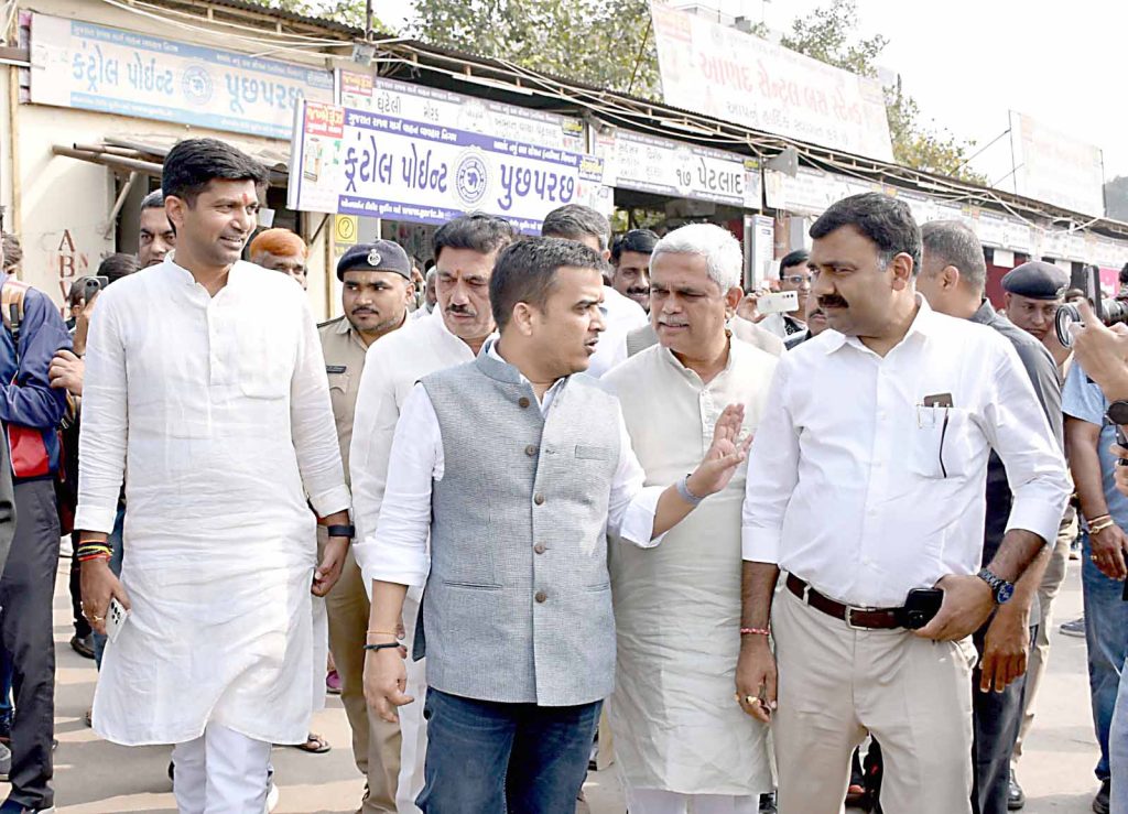 આણંદના નવા બસ સ્ટેન્ડની આકસ્મિક મુલાકાત હર્ષ સંઘવીએ કેમ લીધી?