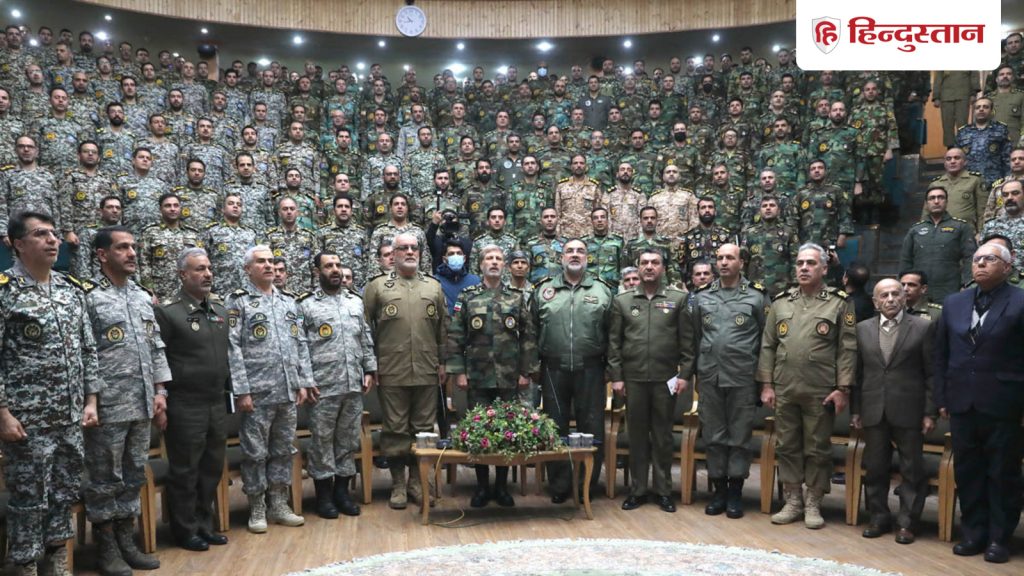 Iran Crisis: आधी रात को इंटरनेट बंद, अब तक 45 लोगों की मौत; क्यों जल उठा है ईरान, ट्रंप भी गुस्से...