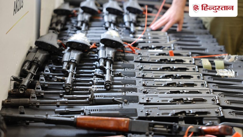 हिजबुल्लाह से हथियार छीनने लगा लेबनान, इस इलाके में अड़ गए कट्टरपंथी...