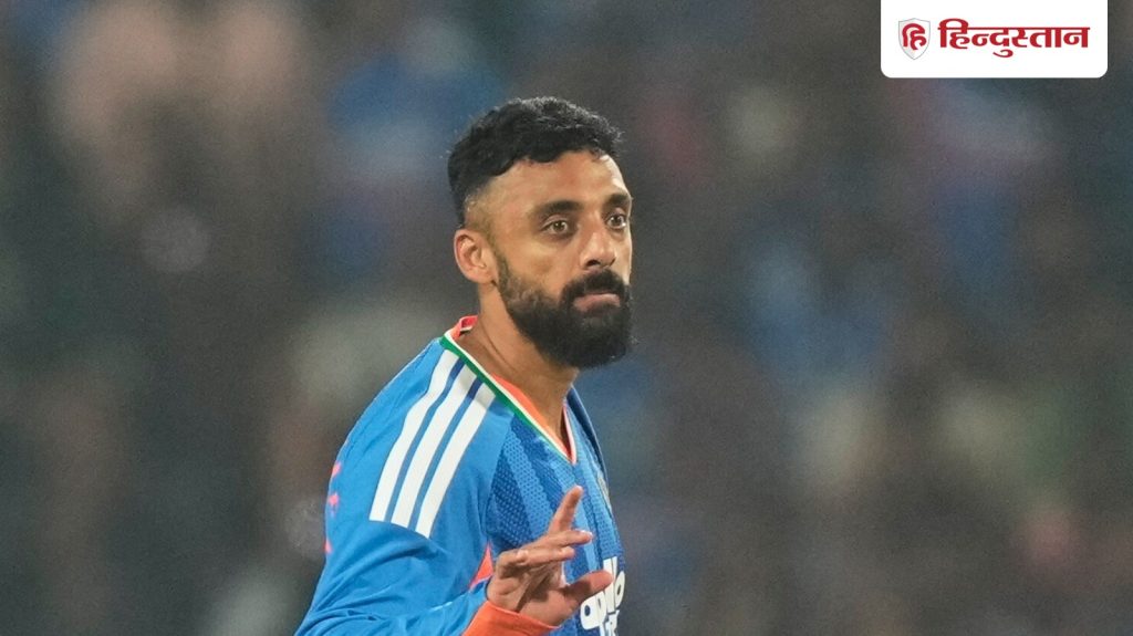 ग्लेन फिलिप्स के पास है वरुण चक्रवर्ती की काट, बताया कैसे मिस्ट्री स्पिनर पर कर सकते हैं...