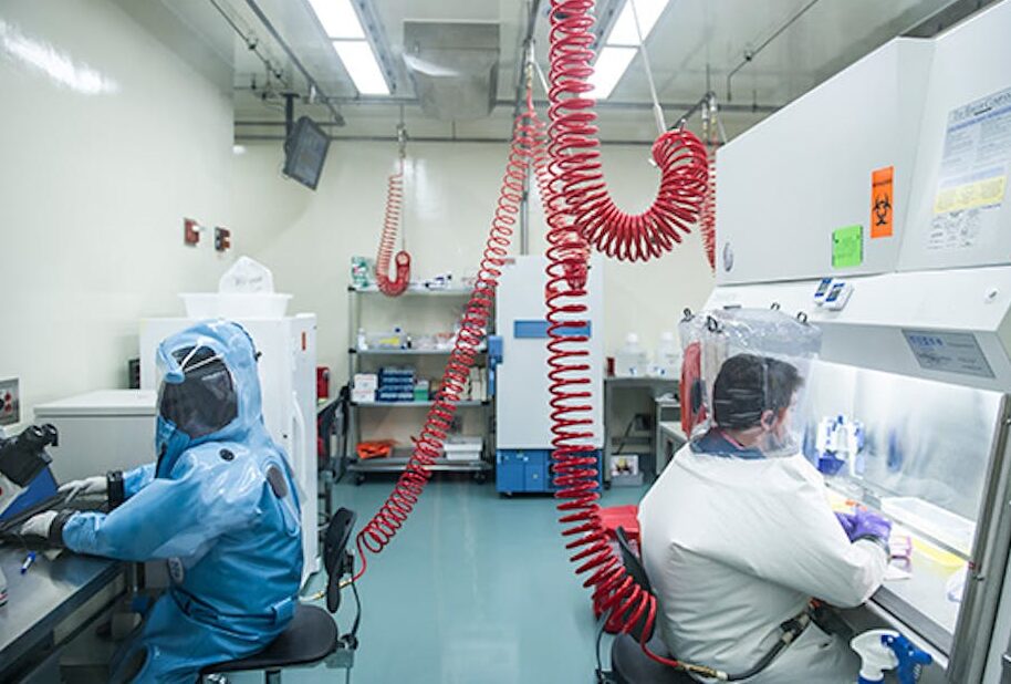 જીવલેણ વાયરસ સામે લડતમાં સુરક્ષા કવચ બનશે ગુજરાતની પ્રથમ BSL-4 લેબ જીવલેણ વાયરસ સામે લડતમાં સુરક્ષા કવચ બનશે ગુજરાતની પ્રથમ BSL-4 લેબ