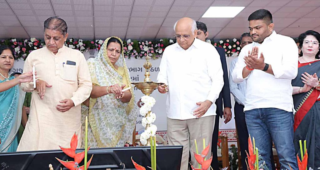 વિરમગામ, દેત્રોજ, માંડલ તાલુકાઓના વિકાસ માટે 497 કરોડ ખર્ચાશે વિરમગામ, દેત્રોજ, માંડલ તાલુકાઓના વિકાસ માટે 497 કરોડ ખર્ચાશે