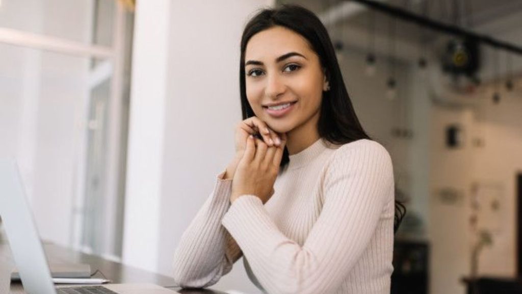 फ्रेंच सीखिए, कनाडा जाइए और पाएं PR, सरकार ने खोले 5000 खास रास्ते | Canada French Speakers PR Learn French to Get Job and Permanent...