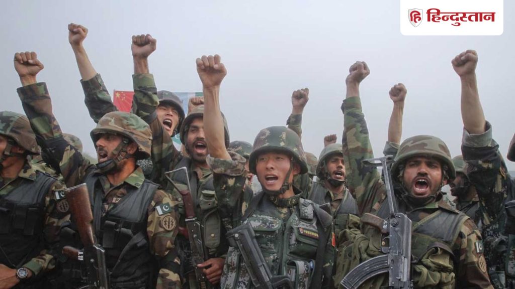 पाक के इस हिस्से में सेना तैनात करने जा रहा चीन, भारत को किसने किया...
