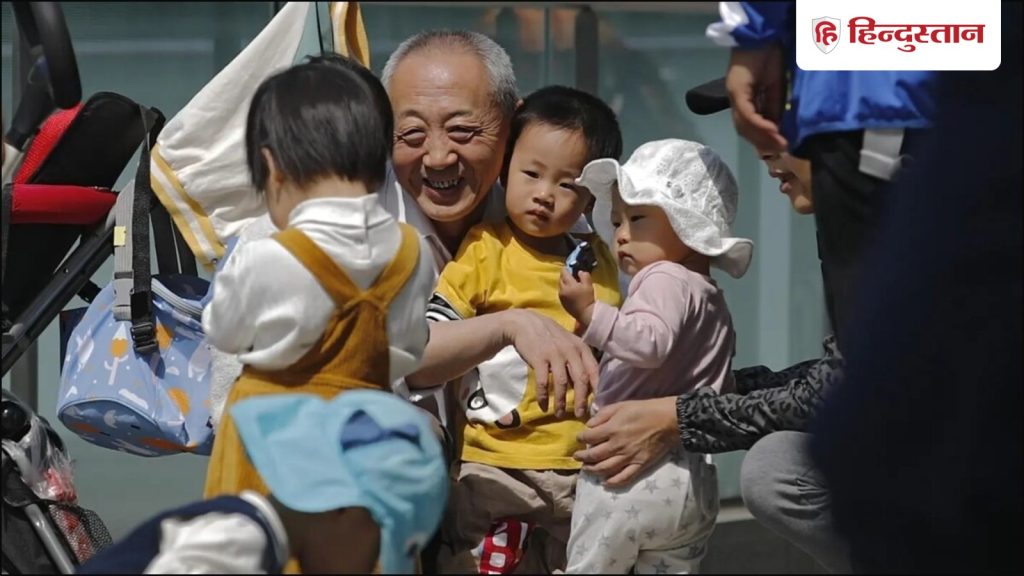 कंडोम महंगे करने से बढ़ेगी जनसंख्या? लगातार तीसरे साल डरा हुआ चीन, भारत के लिए...