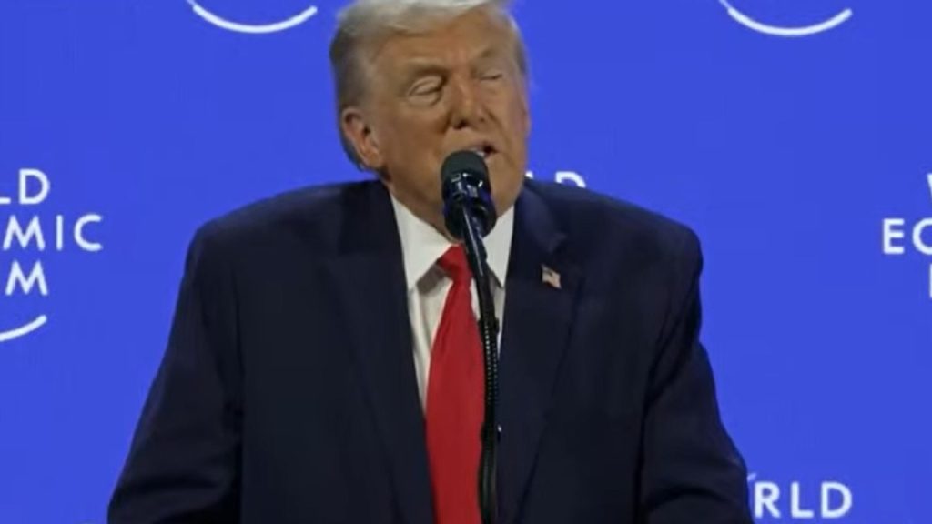 'अगर ग्रीनलैंड देने से मना किया तो...', दावोस में ट्रंप की भड़काऊ टिप्पणी | After war we gave Greenland back to Denmark Donald Trumps provocative remark in...