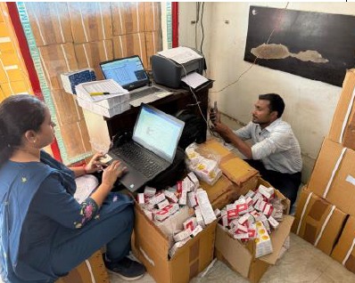 બનાવટી દવાના વેચાણ સાથે સંકળાયેલ વેપારીઓને સ્થળોએ કાર્યવાહી બનાવટી દવાના વેચાણ સાથે સંકળાયેલ વેપારીઓને સ્થળોએ કાર્યવાહી