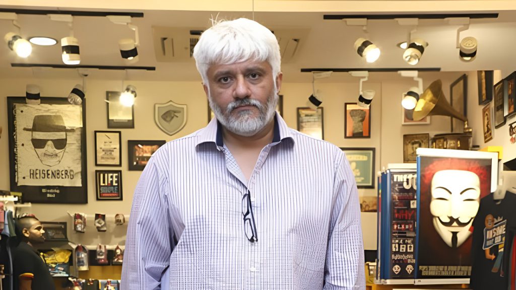 फिल्ममेकर विक्रम भट्ट और बेटी की बढ़ी मुश्किलें, धोखाधड़ी का एक और केस दर्ज, जानें क्या है पूरा मामला | Filmmaker Vikram Bhatt Daughter For Duping Businessman Of 13 5 Crore Mumbai Police Files...